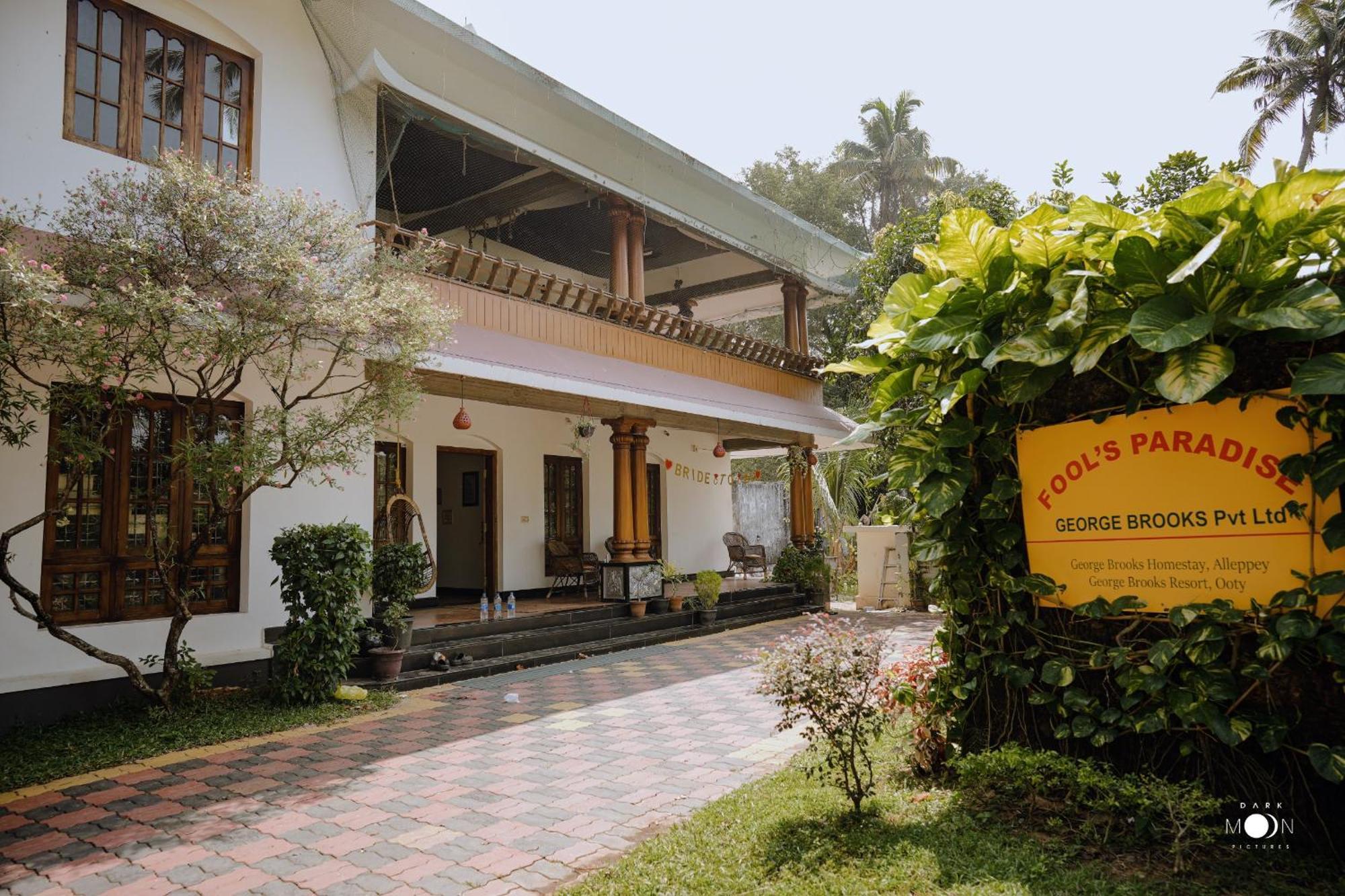 Bed and Breakfast Fool'S Paradise Alappuzha Екстер'єр фото